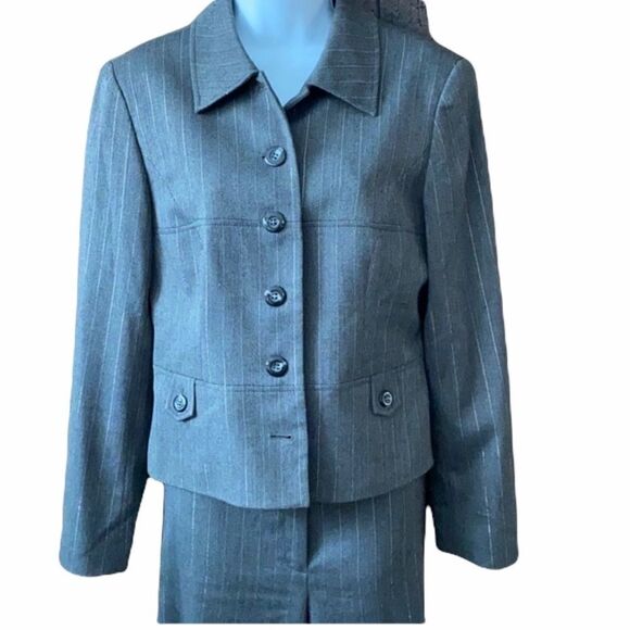 Pant Suit Jones New York Sz 8 2-piece - Picture 1 of 6